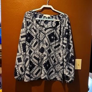 Blue and White Bishop Sleeve Peasant Top 1X
